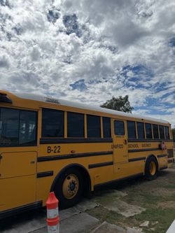 2005 school bus