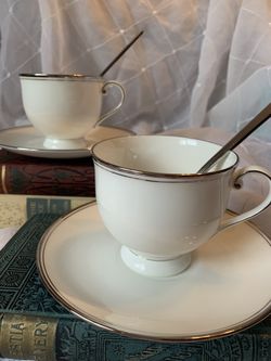 2 Mikasa Bone China cups & saucers+2 Oneida spoons