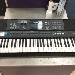 Yamaha Keyboard M:PSRE473