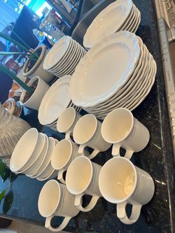 Pfalzgraff Gazebo White Ceramic Dinnerware Set