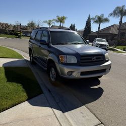2002 Toyota Sequoia 