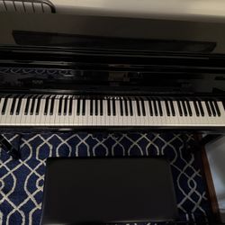 Yamaha CLP-685PE Console Digital Piar