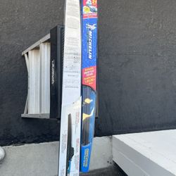 Windshield Wipers (unused) 21” Michelin