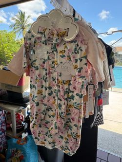 Kids clothing