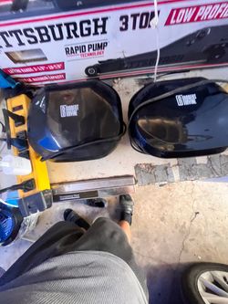 Robert Irvine Boxing Gloves – Set of Two