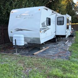 2007 Cougar Travel Trailer 