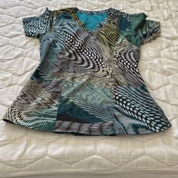 Women’s Size -M Scrub Top 