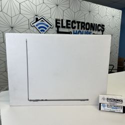 MacBook Air 15inch M2 Apple chip 512ssd New Sealed
