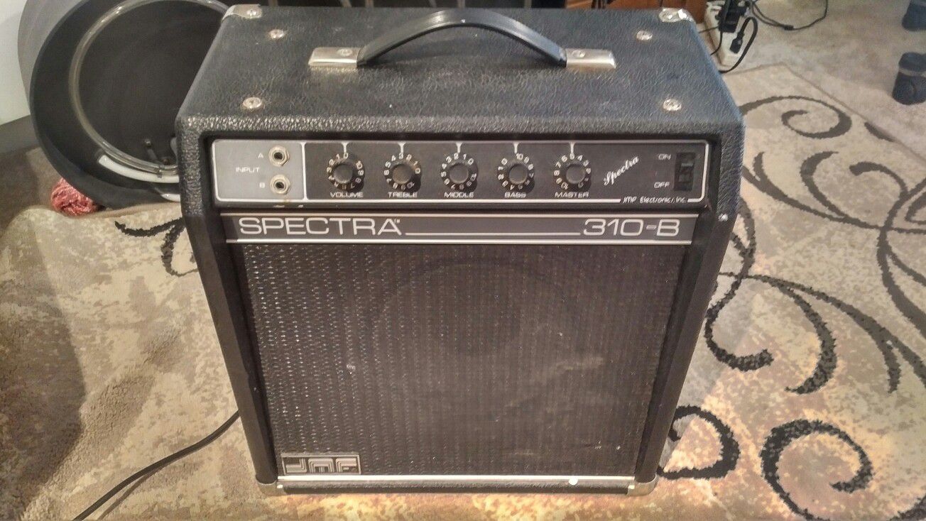 Spectra 310-B Guitar Amplifier