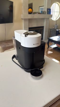 Nespresso virtuo lattissima coffee maker