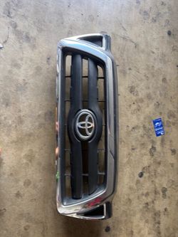 Tacoma grille