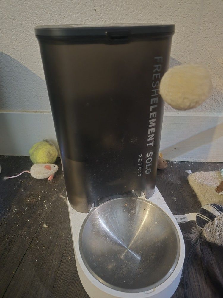 Animal Food Auto Feeders