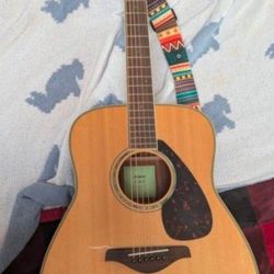 Yamaha FG830 Dreadnought Acoustic Guitar Natural