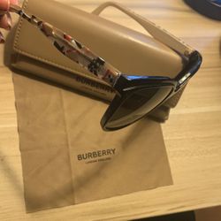Burberry Sunglasses 