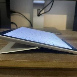 Surface Go 3