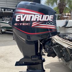2008 BRP Evinrude 225 HP H.O. ETEC E-TEC 2-Stroke 20" Outboard Motor