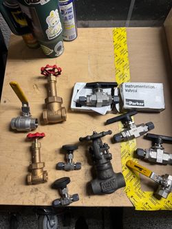 Various new ball and gate valves