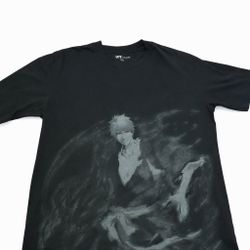 Uniqlo UT Bleach Ichigo Kurosaki Anime Graphic T-Shirt Black Size L