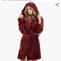 Red Women’s Robe (New With Tag)