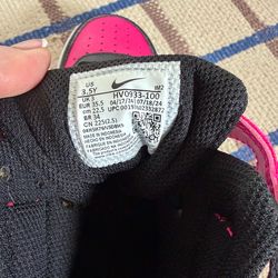 Nike high top hot pink big kid size 3.5y