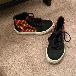 Kid Boys 13.5 Vans 