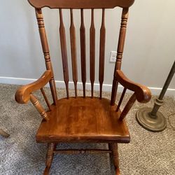 Solid Oak Rocking chair 