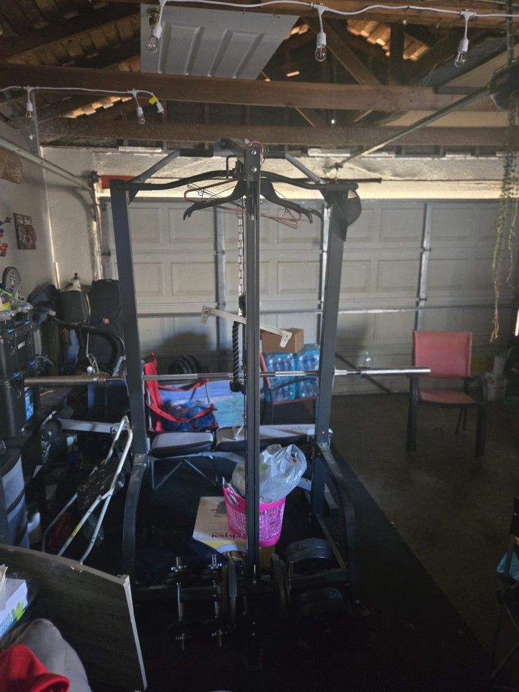 Weight bench set.