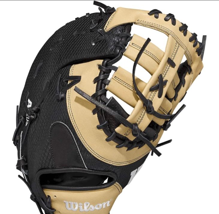 New With Tags Wilson A2K Jose Abreu 12.5 Inch Baseball Glove - Right-Hand Thrower