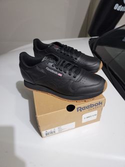 Brand New Men's Reebok Shoes Size 8