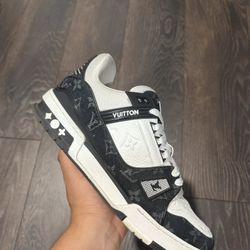 Louis Vuitton Trainers 
