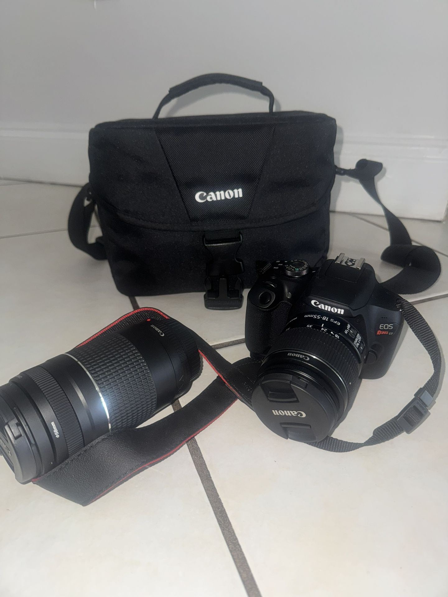 Canon EOS Rebel T7 Camera
