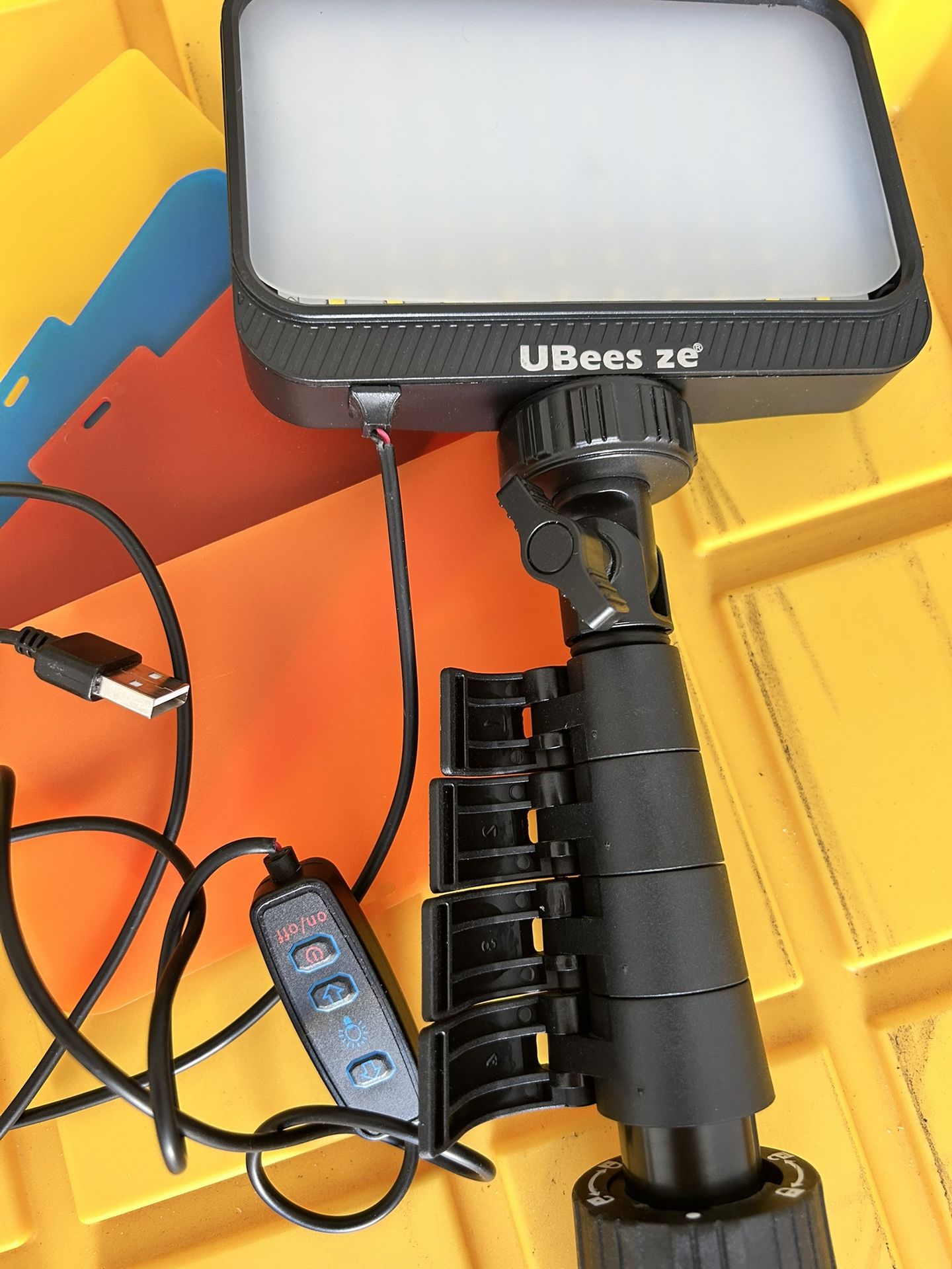 UBeesize Tripod Light Great For Content Creation, Podcasting, Live-streaming