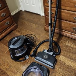 Rainbow Deep Cleaning Vacuum 