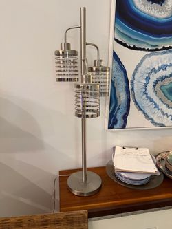 Modern 3-Light Table Lamp Brushed Nickel