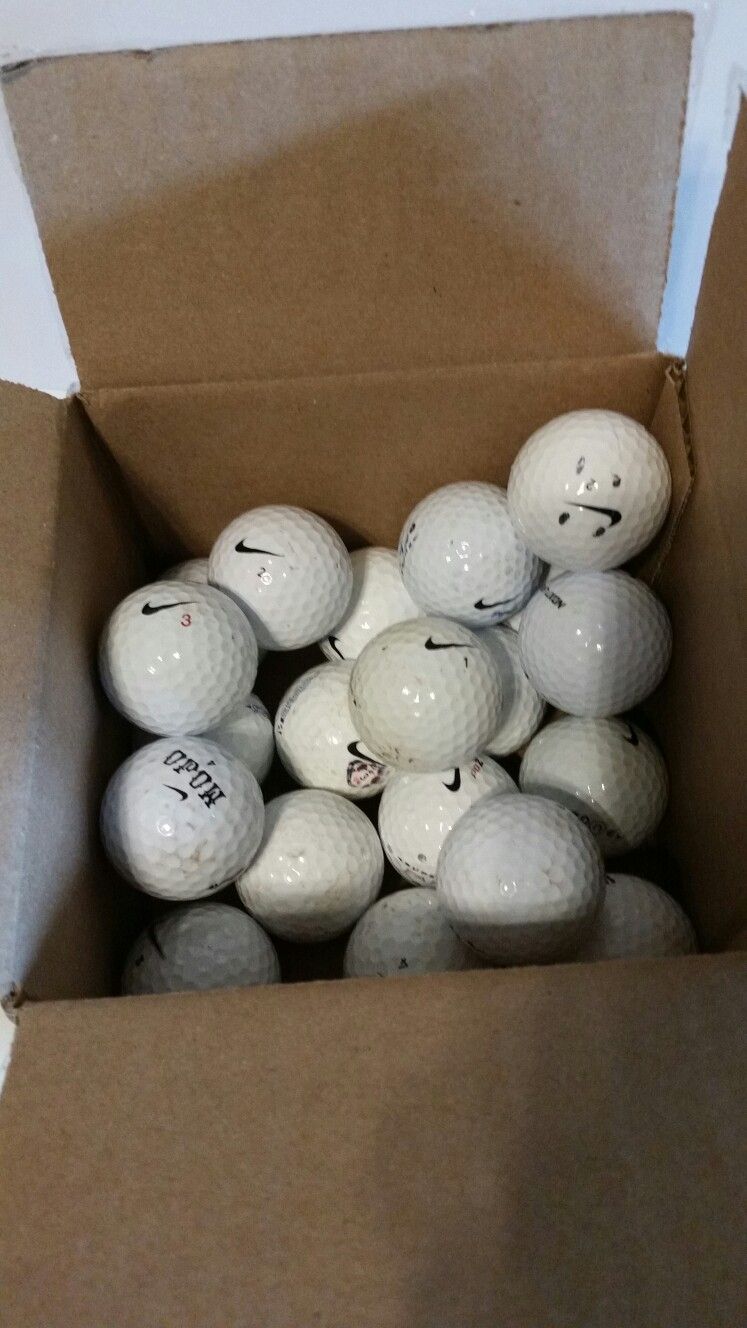 20 Nike Golf Balls 