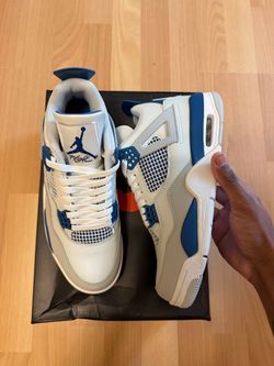 Jordan 4