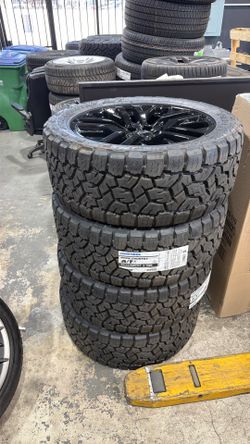 NEW OEM🔥22” Chevy Silverado Tahoe expedition GMC Sierra with Toyo Open County tires 33x12.50R22
