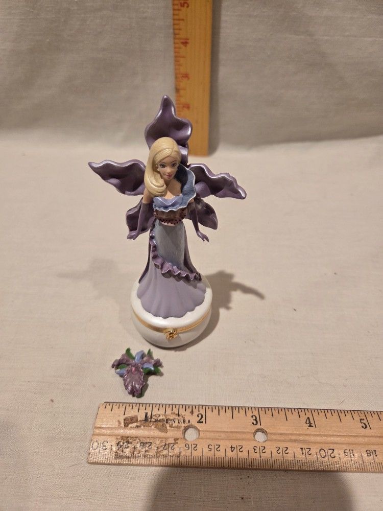 "Barbie" Lilac Orchid Porcelain Hinged Trinket Box -Mattel/Avon-VTG 2002 "RARE" find