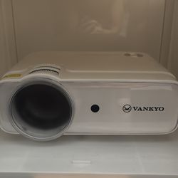 Vankyo Mini Projector