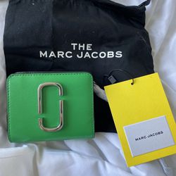 Gorgeous Green Marc Jacobs Wallet