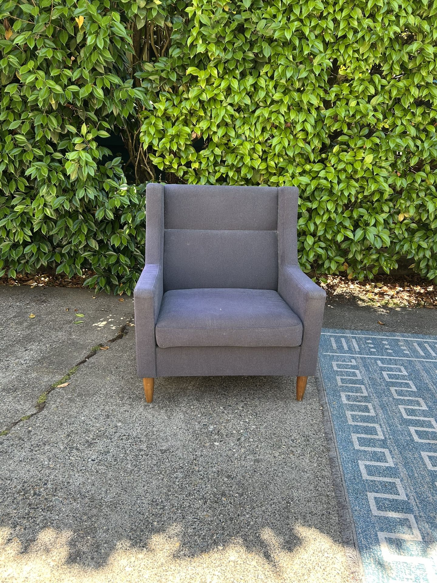 Gus Midcentury Modern Chair