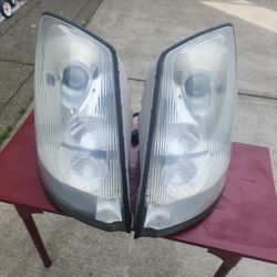 Volvo Vnl HeadLights