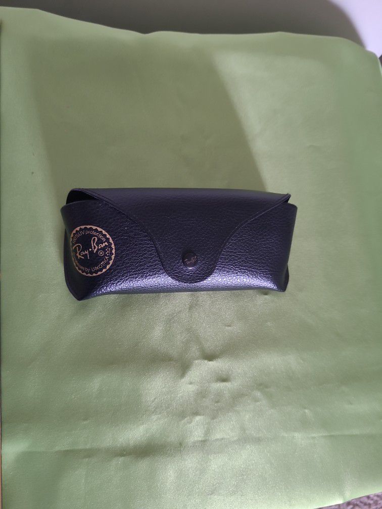 Ray Ban Reading  Glasses  Case Only. 