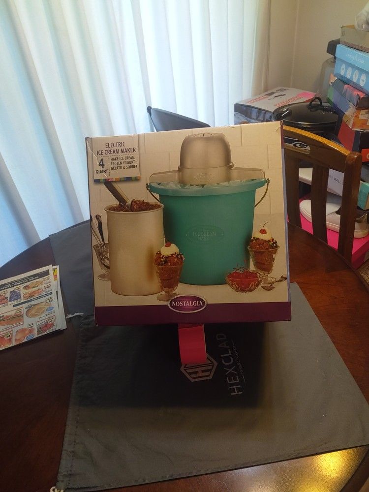 Ice Cream Maker