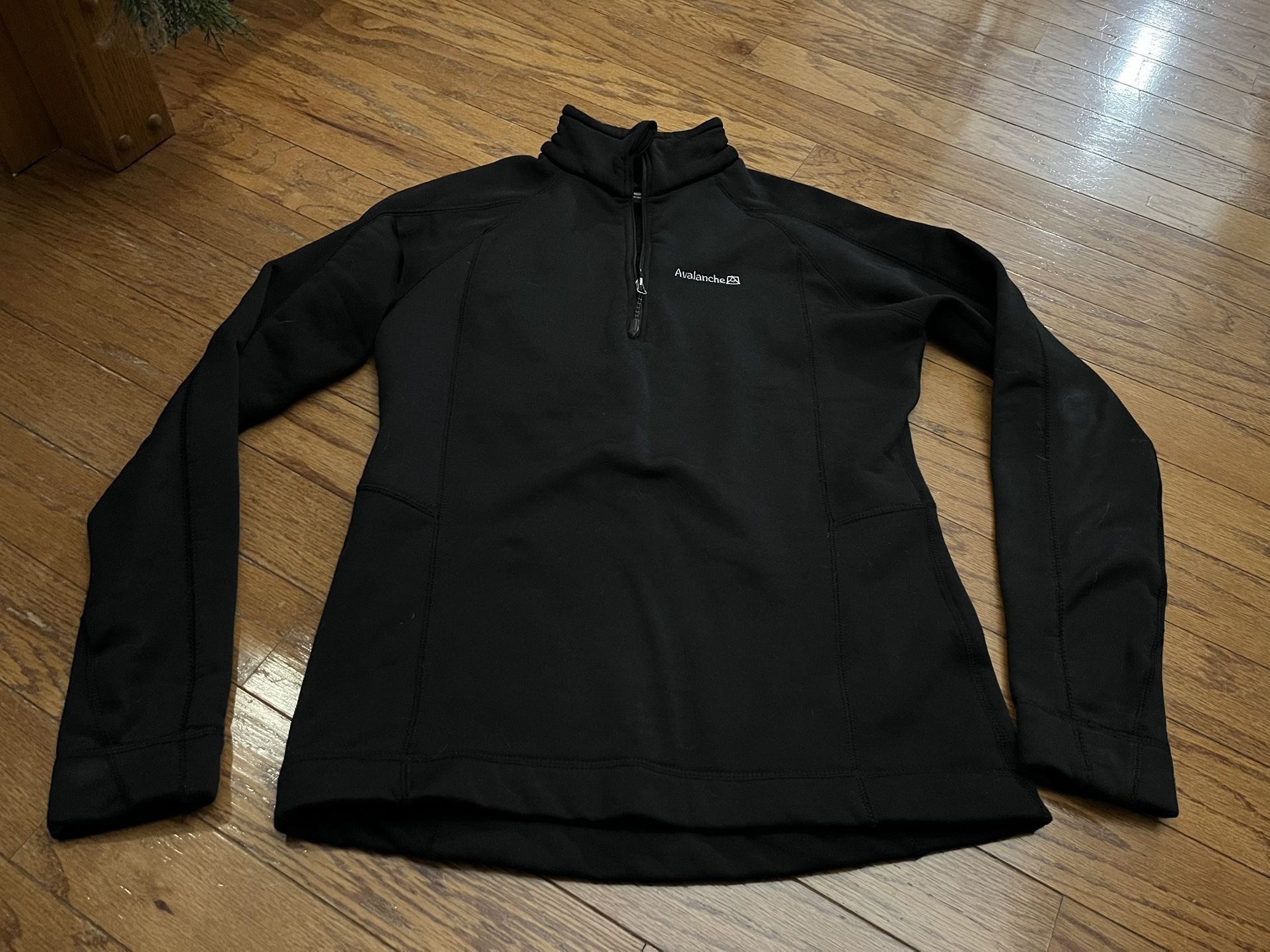 Women’s Avalanche Pullover Tech Fleece