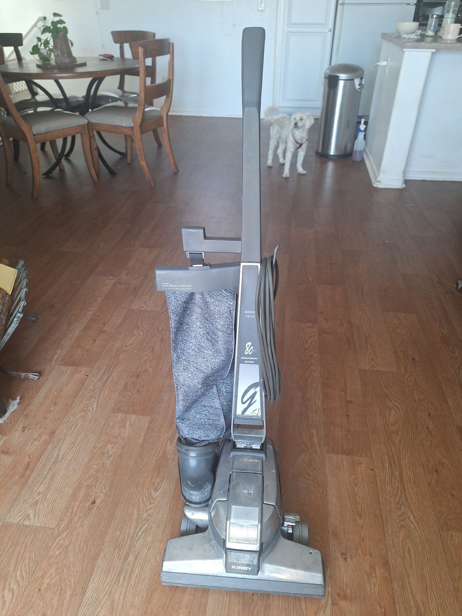 Kirby G4 Vacuum With Carpet Cleaning kit