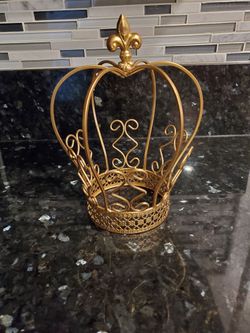 Coronita  de metal