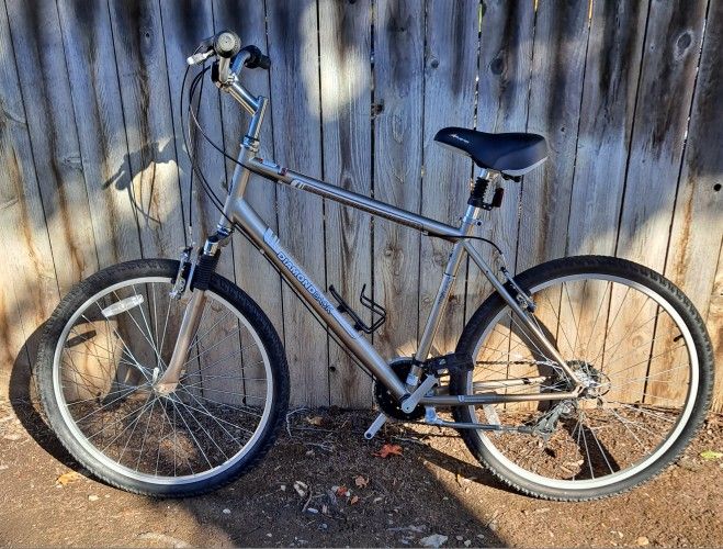 Like New Diamondback Wildwood Citi Comfort Bike