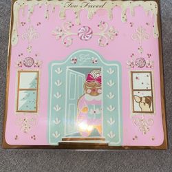 Too Faced Christmas Palette
