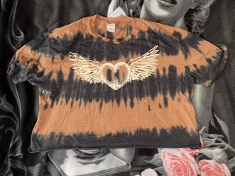 Womens Black Brown Tie Dye W/:: Heart Wings Design Size Large Shirt  